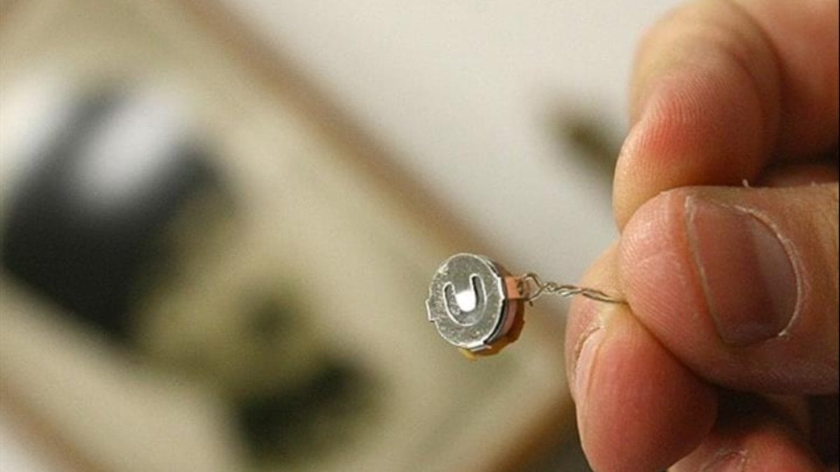 Belediyede başkanın odasında dinleme skandalı