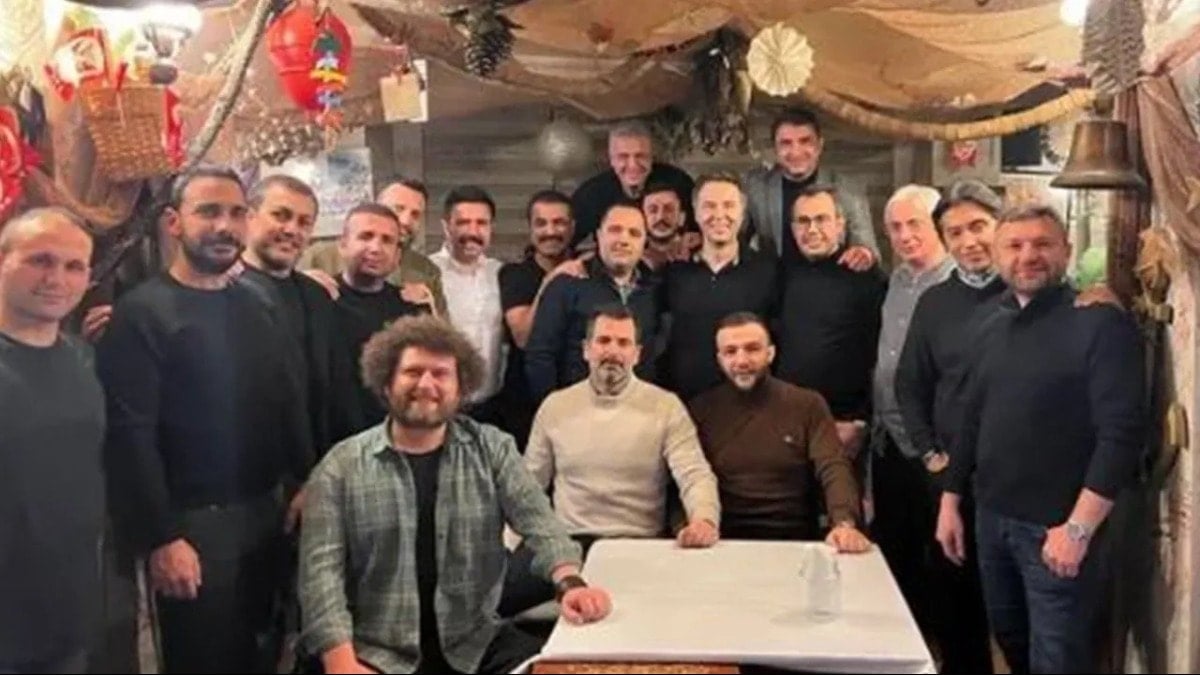 MHP’den zehir zemberek 'fotoğraf' tepkisi