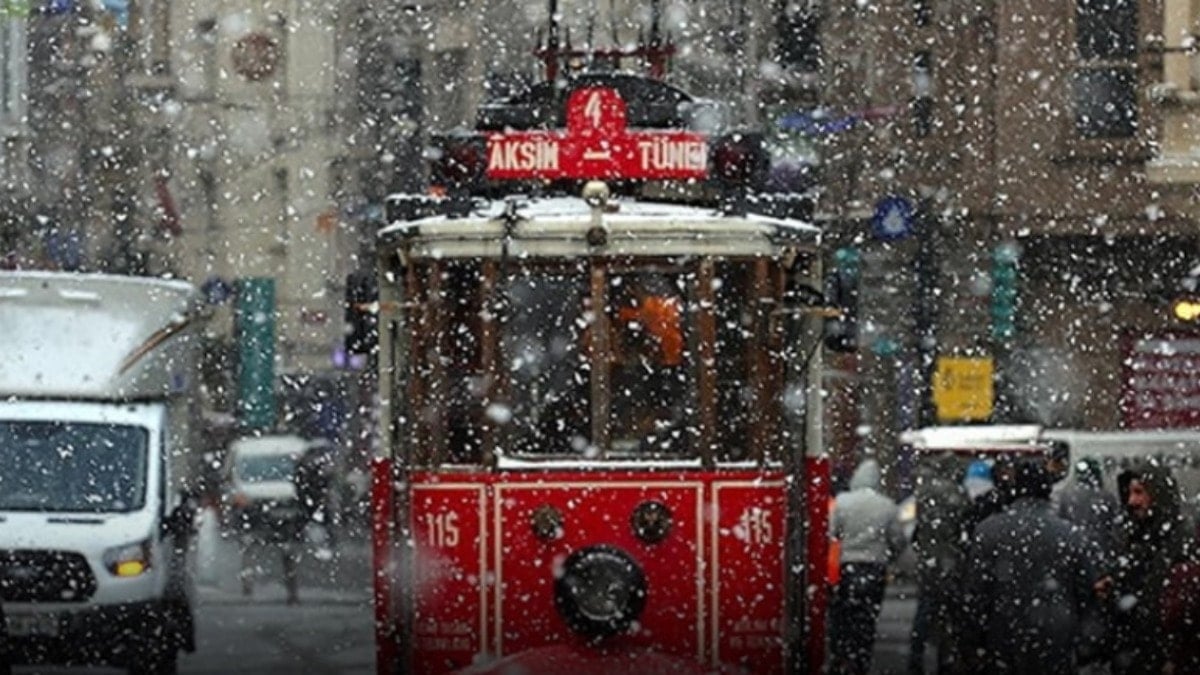 İstanbul ve Ankara'ya karın yağacağı tarih belli oldu! Yılbaşında kar yağacak mı?