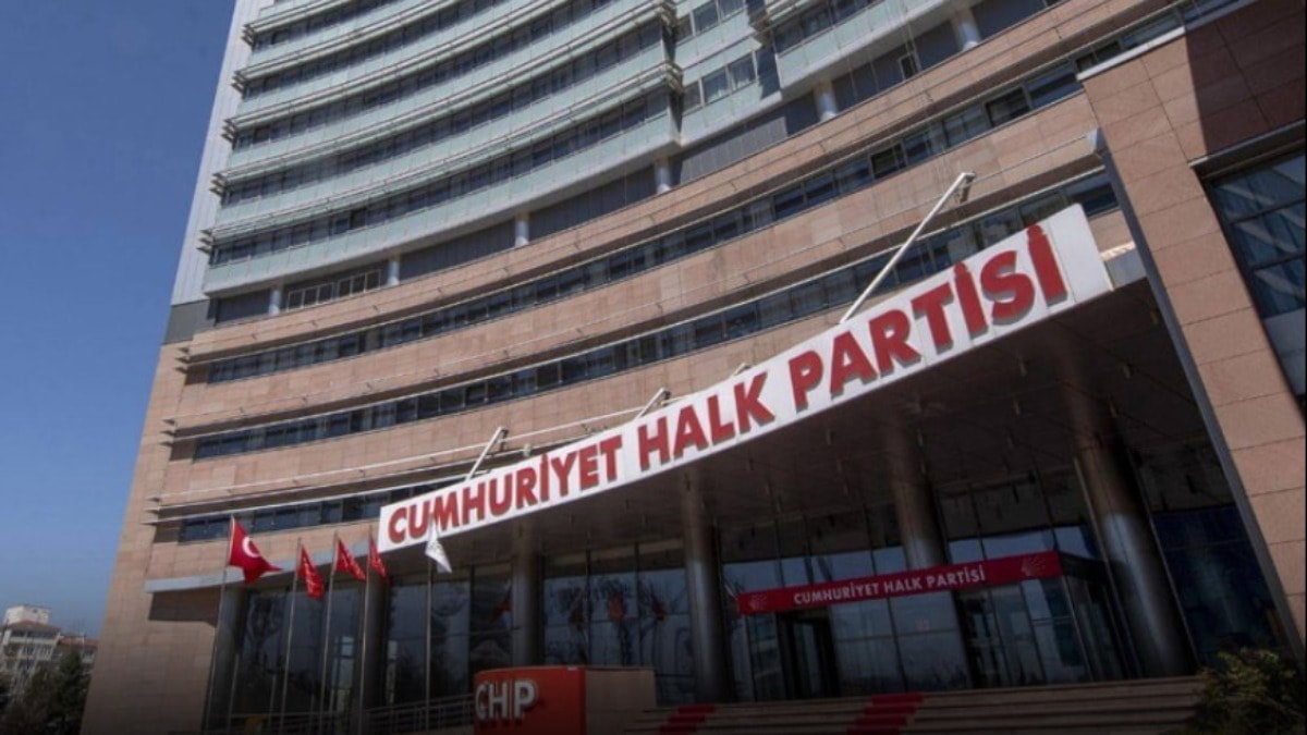CHP'li isme 'Muhtar bile olamama' yasağı istediler