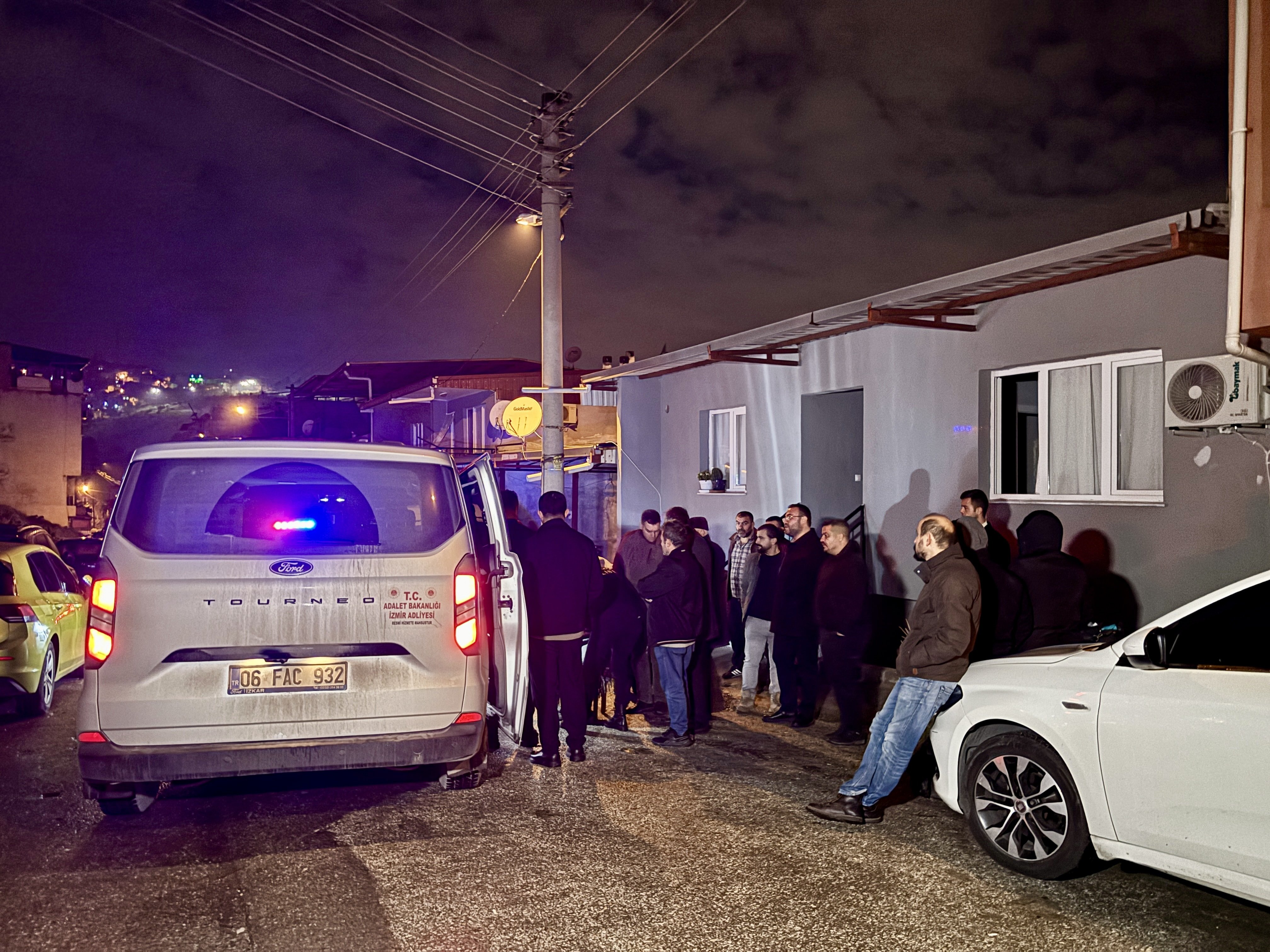 İzmir'de kan donduran olay: Evine girdikleri yaşlı adamı öldürdüler