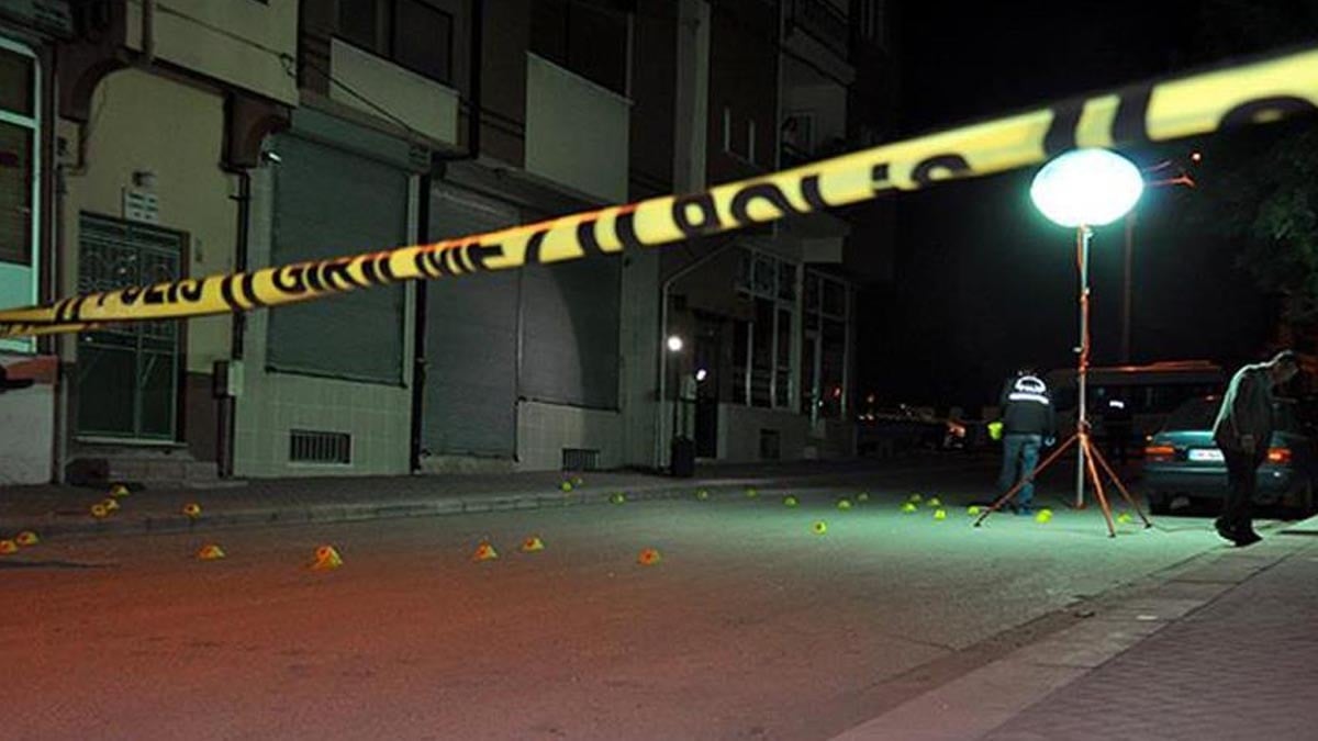 İki araç birbirine girdi! Bir kişi öldü