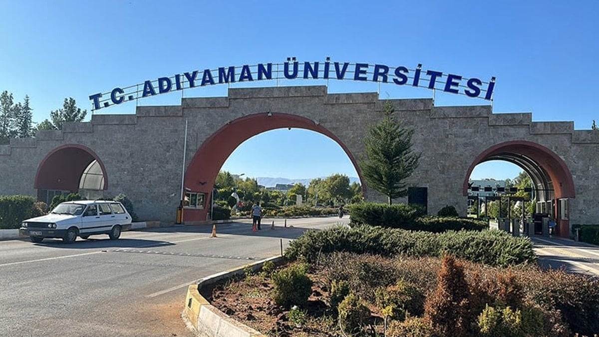 Üniversitede skandal 'pavyon' benzetmesi