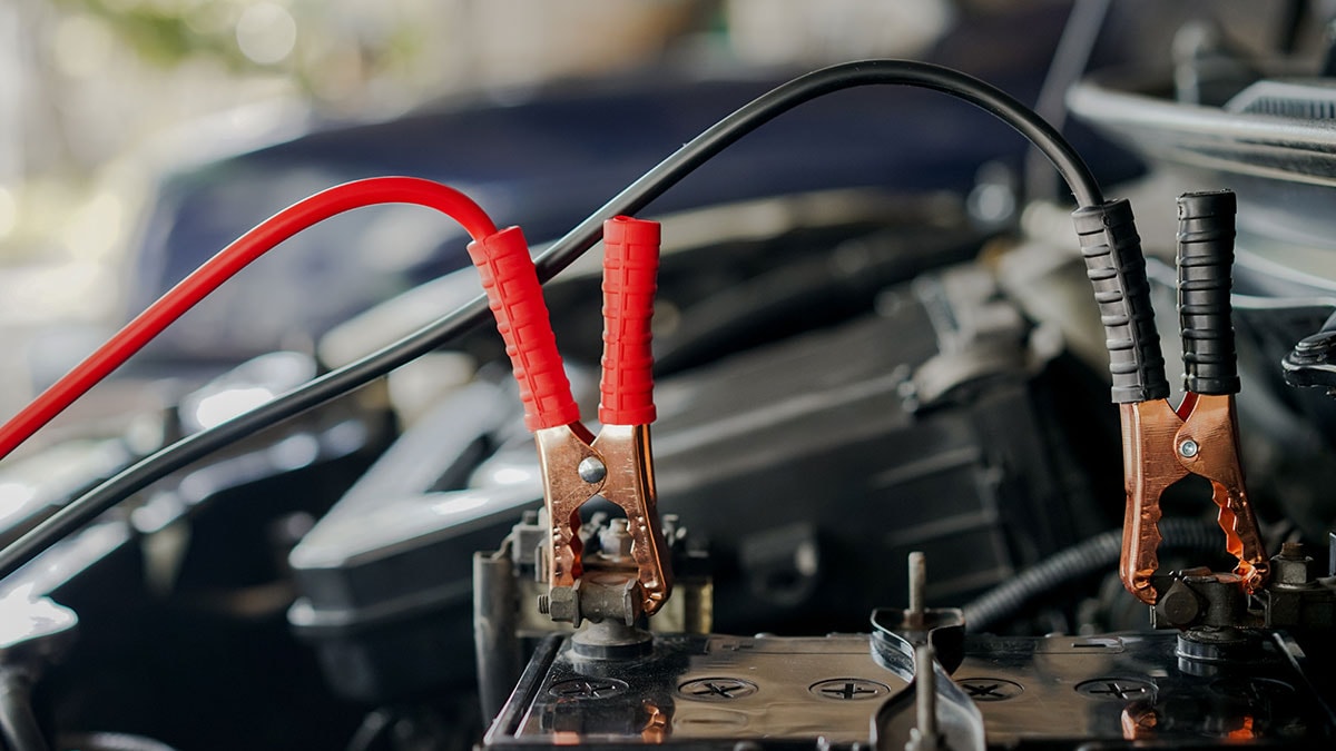 Araba aküsünü en çok bu alışkanlık boşaltıyormuş: Farkında olmadan herkes yapıyor