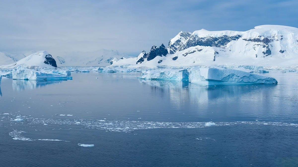 Kuzey Kutbu'ndan uçabilen uçaklar bu yüzden Antarktika'dan uçamıyor