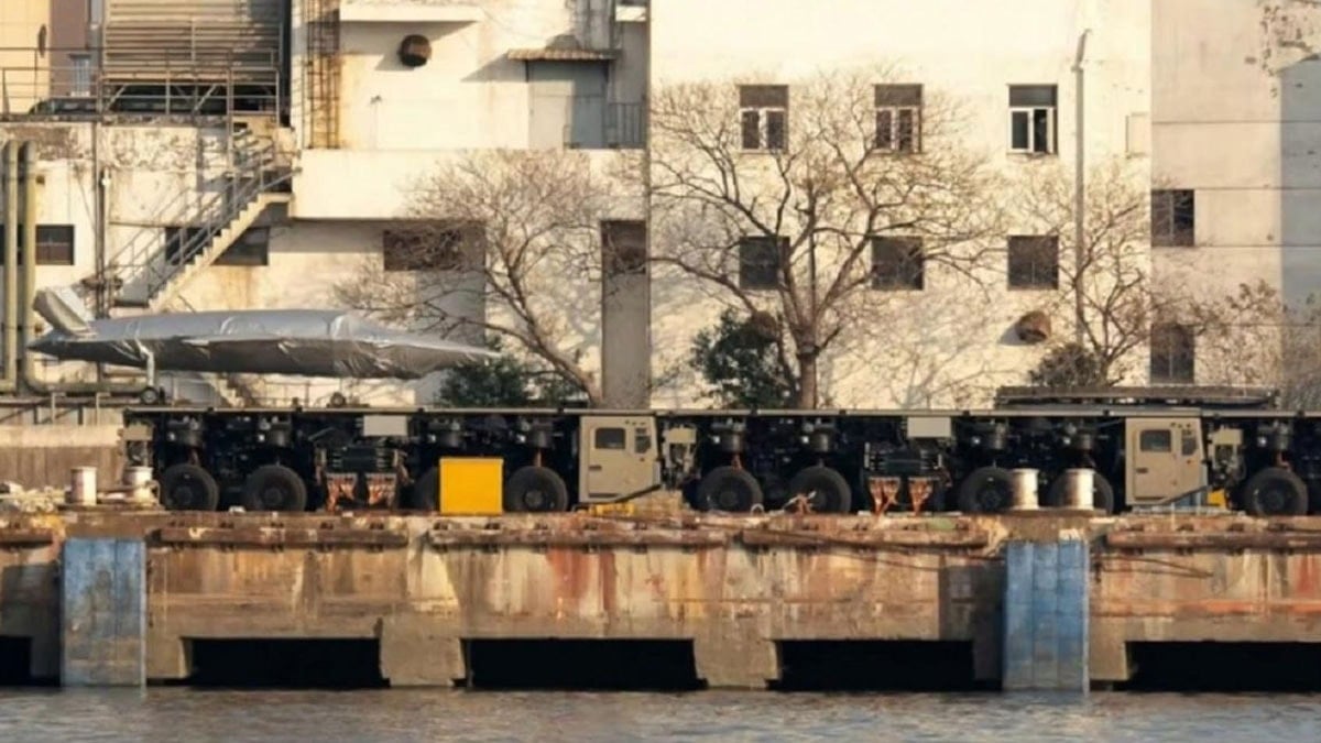 40 tekerlekli araç yola indi: İHA'ları karadan fırlatacak