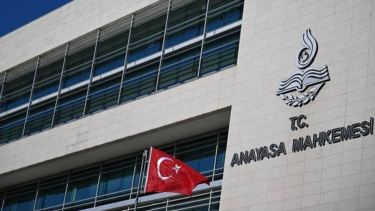 AYM’den Birleşik Kamu-İş başvurusuna ret: Toplu sözleşmeye katılmamak sendikal hak ihlali sayılmadı