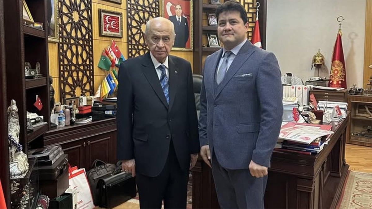 MHP'li Derviş Aynacı: Karı kıyafetiyle oynamayı meslek edindiririz