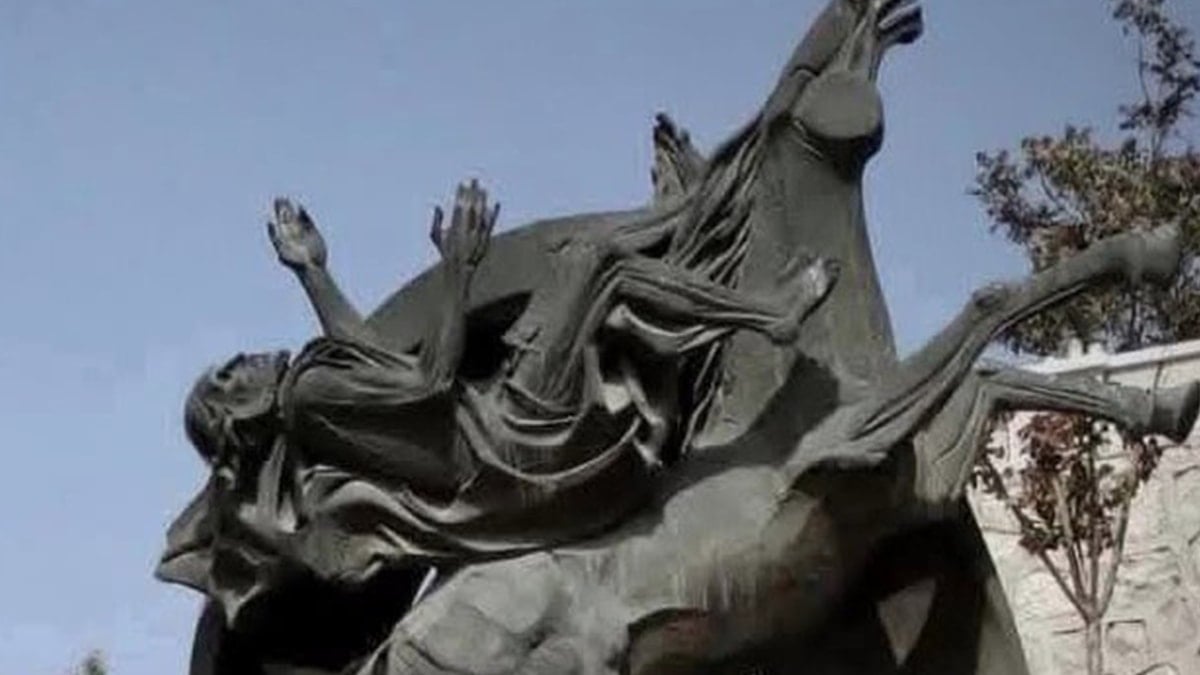 Suriye’de Papa’nın hediye ettiği Aziz Paul heykeli çalındı