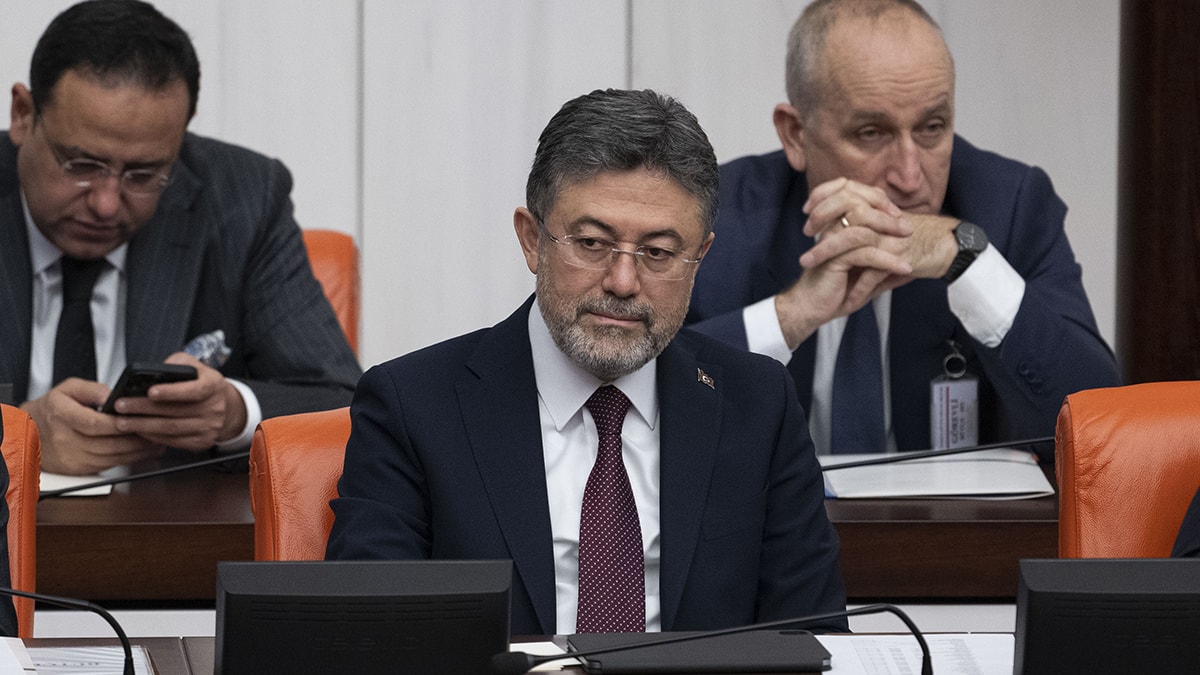 Bakan Meclis'te doğruladı: Devletin 70 milyon ekmeğini çaldılar