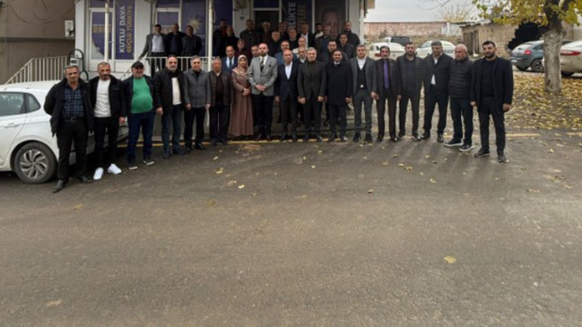 AKP'de toplu istifa! Gerekçe açıklanmadı