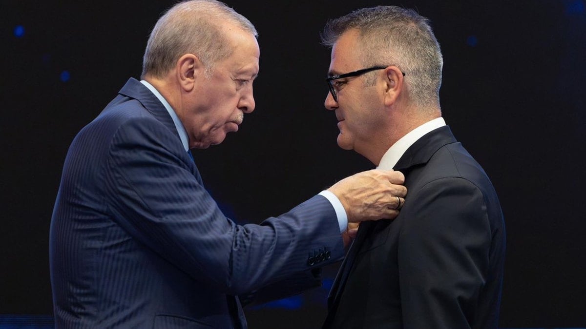 CHP’den seçilmiş, AKP’ye geçmişti: Belediye personeline “AKP’ye geçin” baskısı