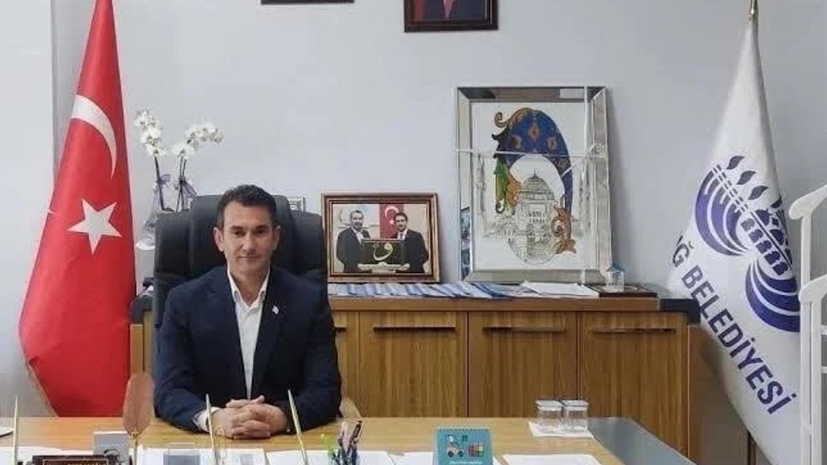 Ensar Vakfı temsilcisi belediyede yine tutunamadı: Afet Müdürlüğünden de alındı