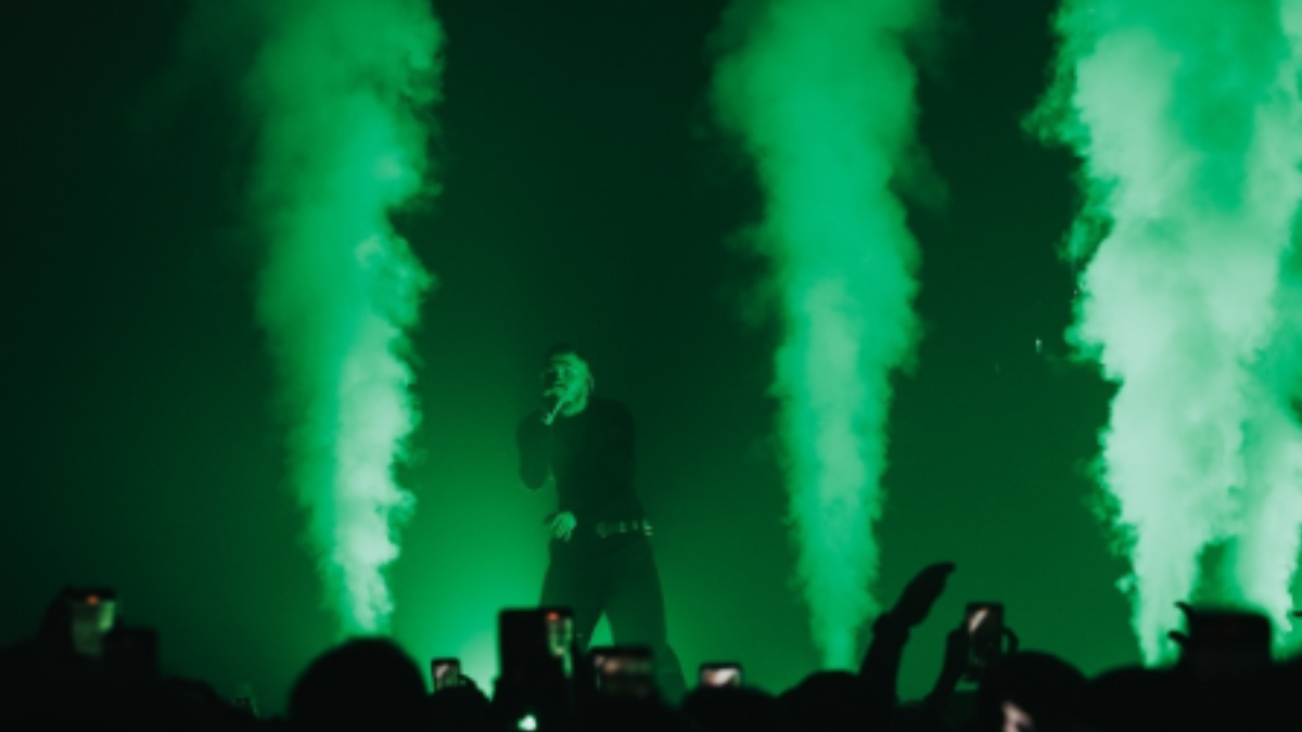 3 yıl önce kimse tanımıyordu... 2025'in en çok dinlenen ismi oldu