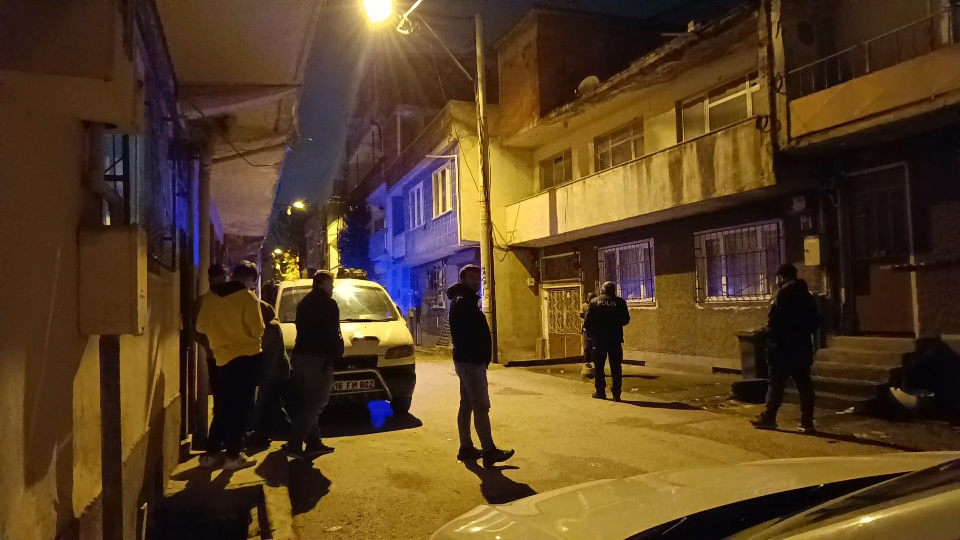 Bursa’da tartışma kavgaya dönüştü: Babasını bıçakladı