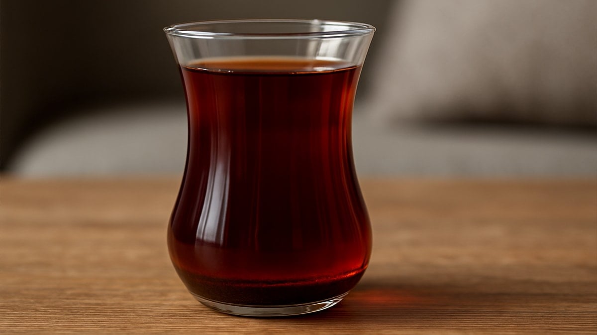 Kafe ve restoranlarda boyalı çay iddiasına Bakanlık el attı