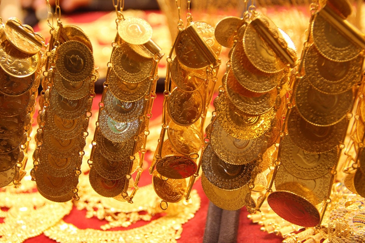 Altın atağa geçti: Gram altın rekor kırdı