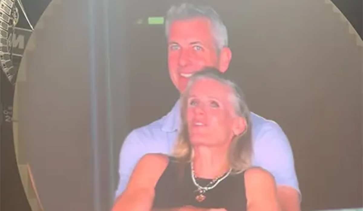 Konserdeki kaçamakları dev ekrana yansımıştı: Eski müdür, ilk kez konuştu