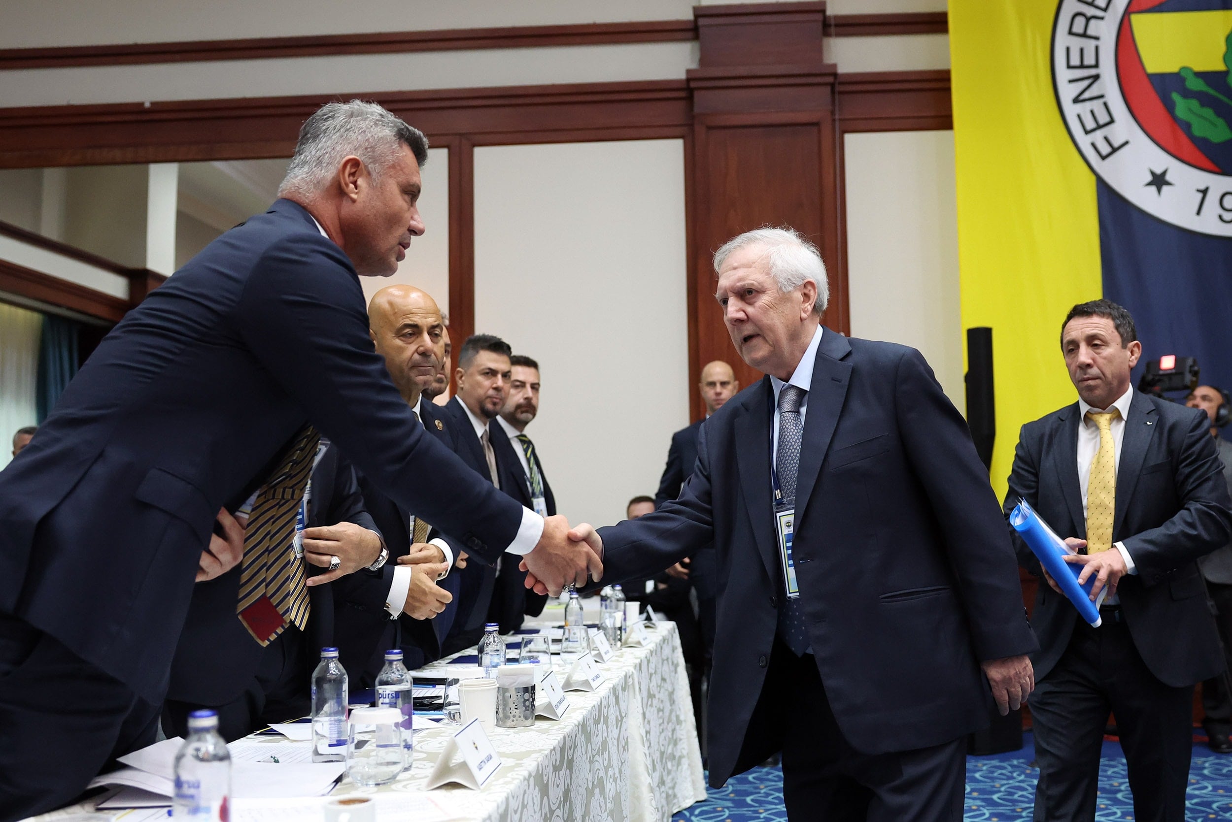 Aziz Yıldırım'dan Sadettin Saran açıklaması