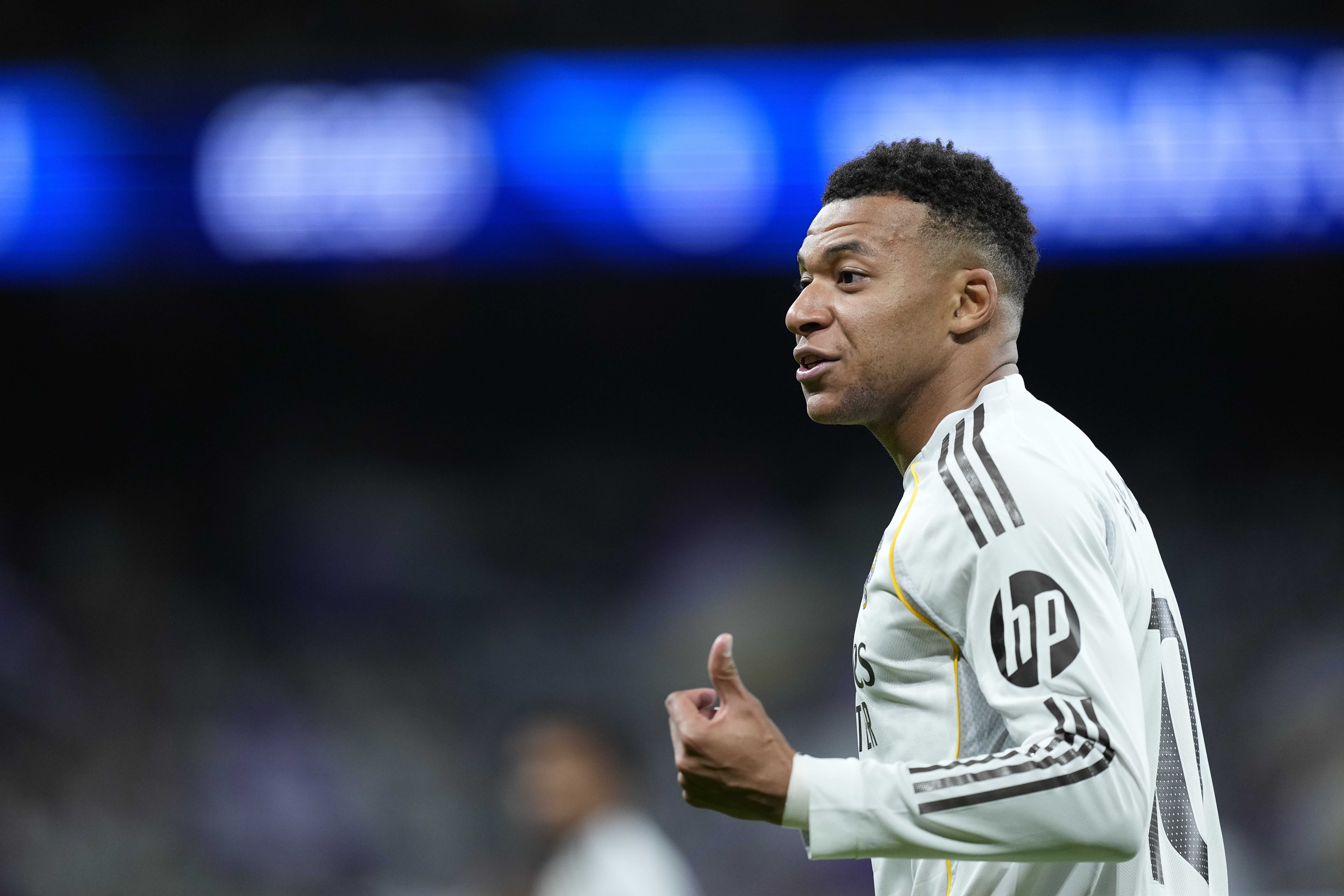 Real Madrid'e Kylian Mbappe'den kötü haber