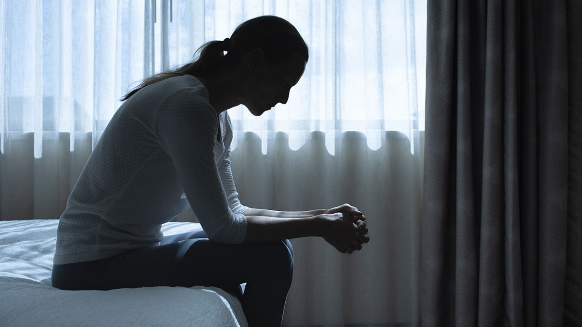 Orta yaştaki bu 6 depresyon belirtisi aynı zamanda demans habercisi