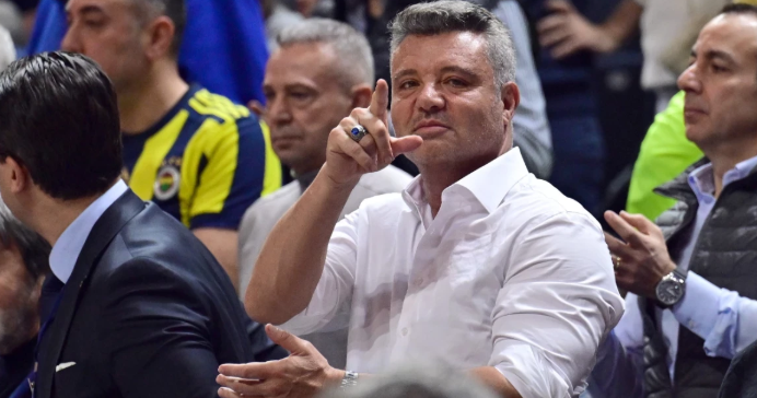 Sadettin Saran iki kelimeyle bedavaya dağıttırdı!