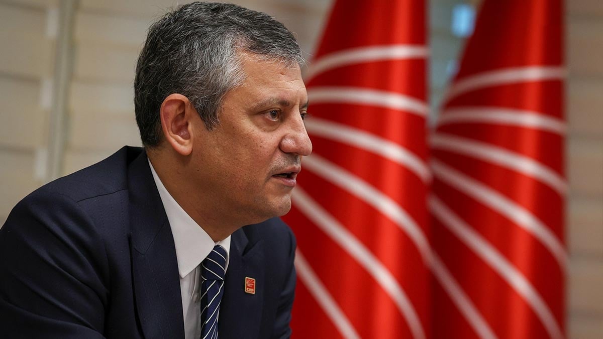 Özgür Özel'den Sadettin Saran tepkisi