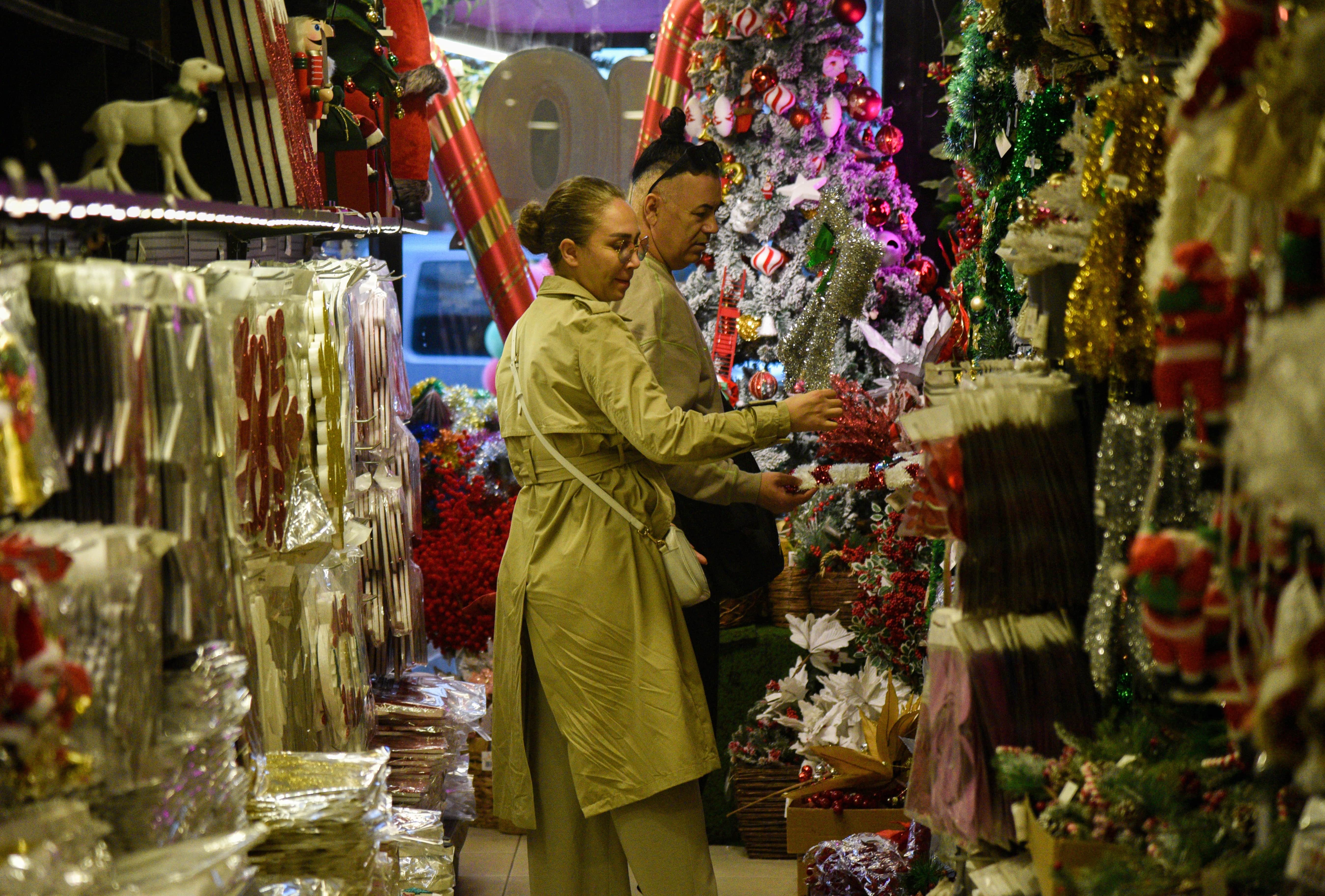 Asgari ücretle yılbaşı ağacı süslenmiyor: Fiyatlar yüzde 40 arttı