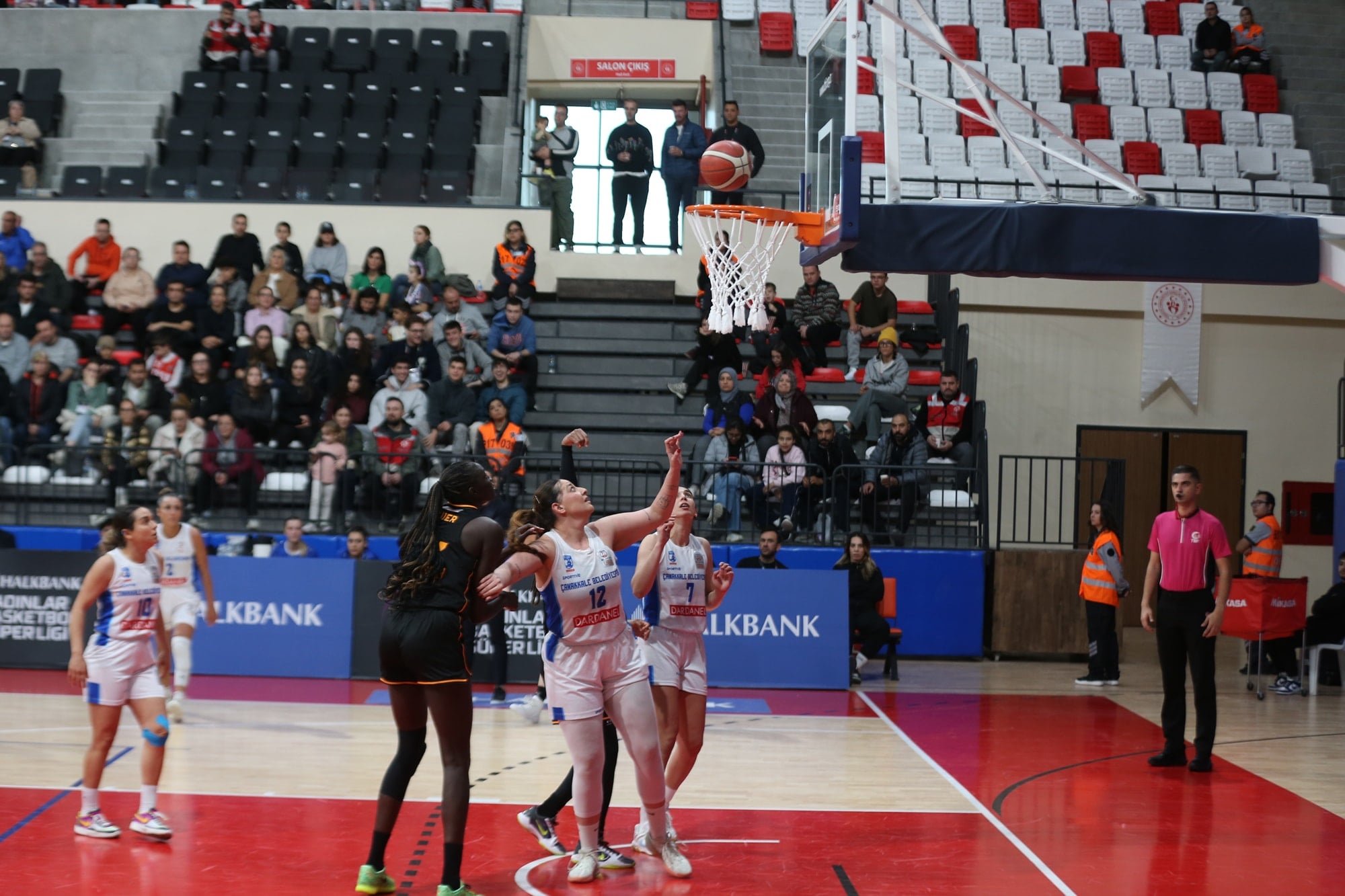 Galatasaray Çağdaş Faktoring deplasmanda farklı kazandı