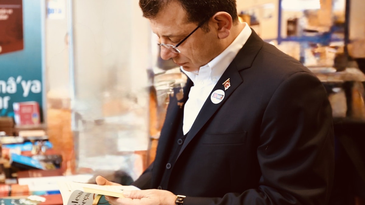 İmamoğlu: Silivri’de kitap kokusu burnuma kadar geldi
