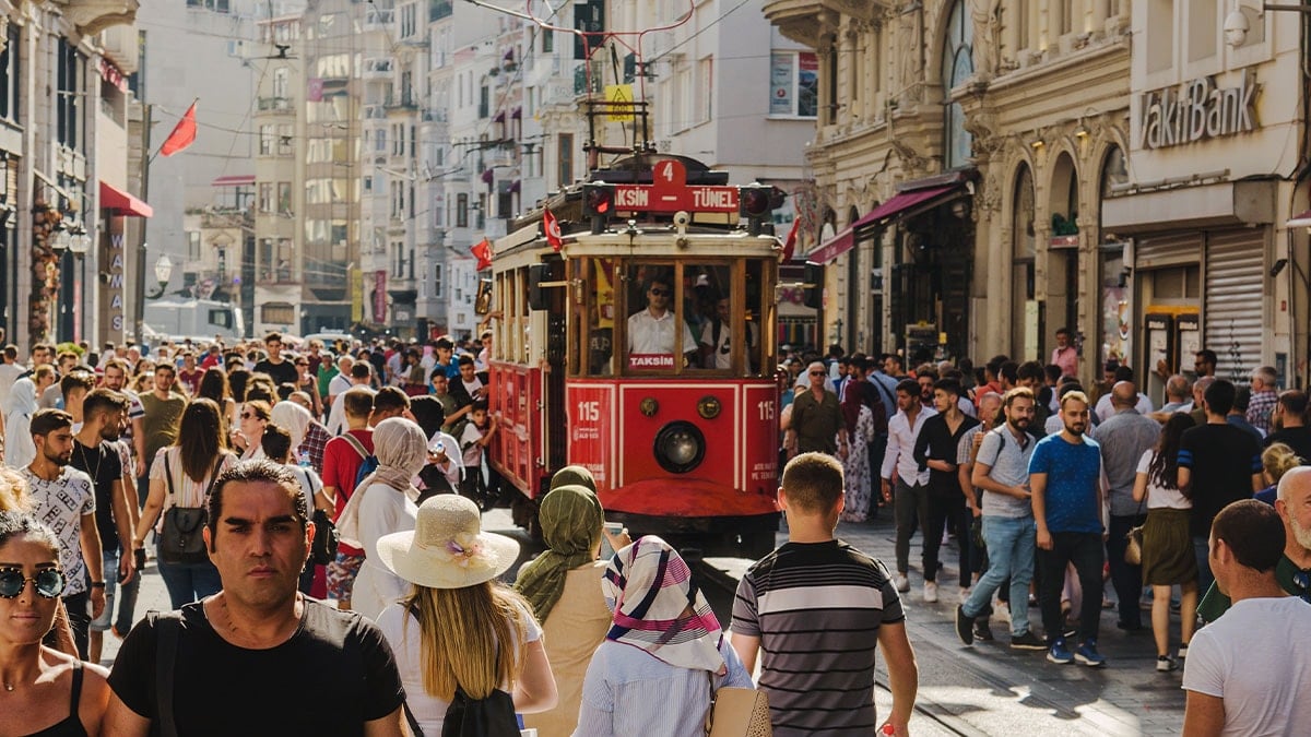 Dünyanın en pahalı şehirleri açıklandı: İstanbul'a gelen aç dönüyor