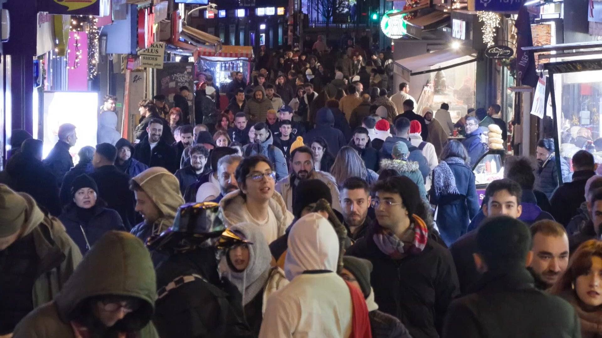 Kadıköy'de yılbaşı yoğunluğu