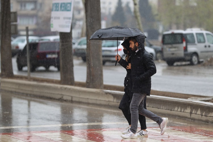 Kahramanmaraş'ta sağanak etkili oldu