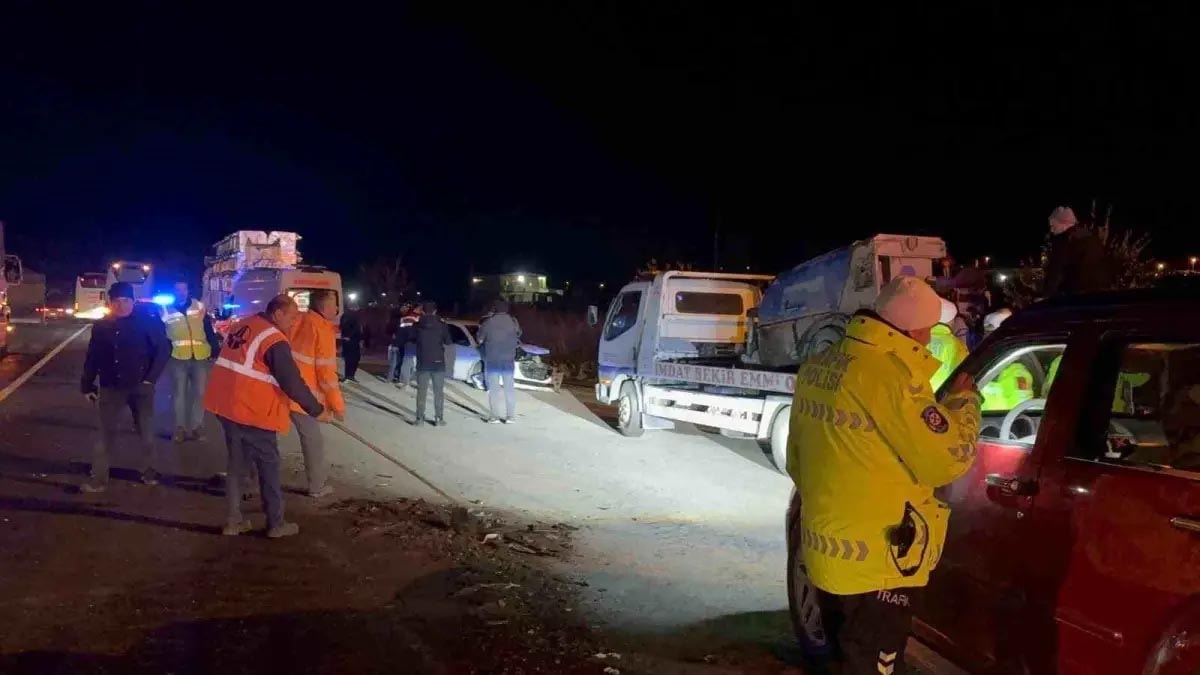 Kayseri’de 4 aracın karıştığı kazada 7 kişi yaralandı