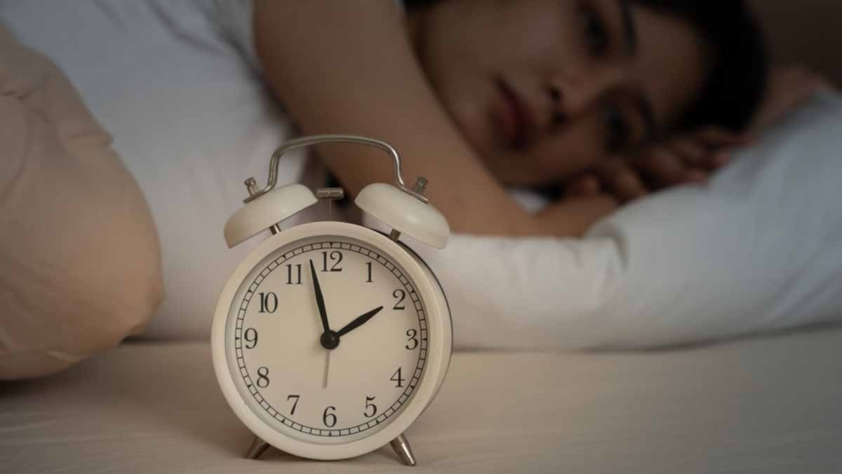 Gece 02.00 ile 04.00 arası uyanmak sadece stresle açıklanmıyor! Uyku uzmanları 2 neden sıraladı