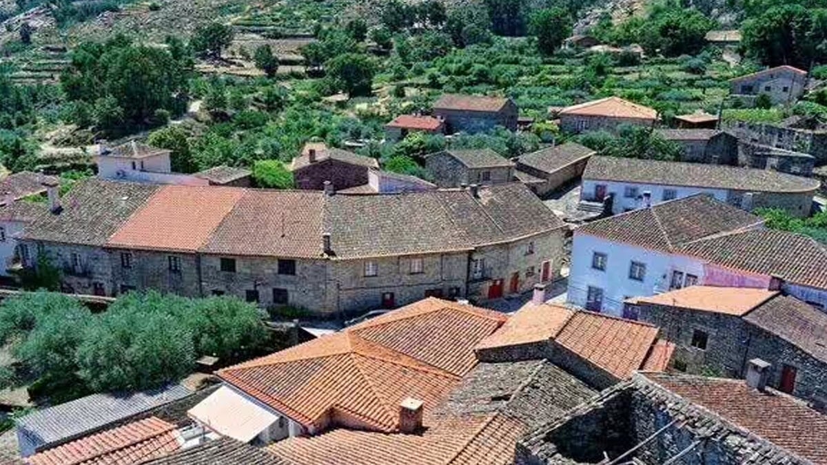 Haritalarda zor bulunuyor ama dünya bu köyü konuşuyor