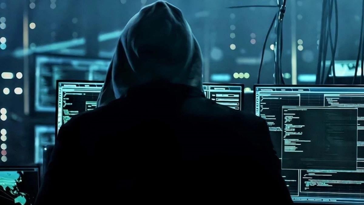 MİT'ten siber casusluk operasyonu! 4 kişi yakalandı