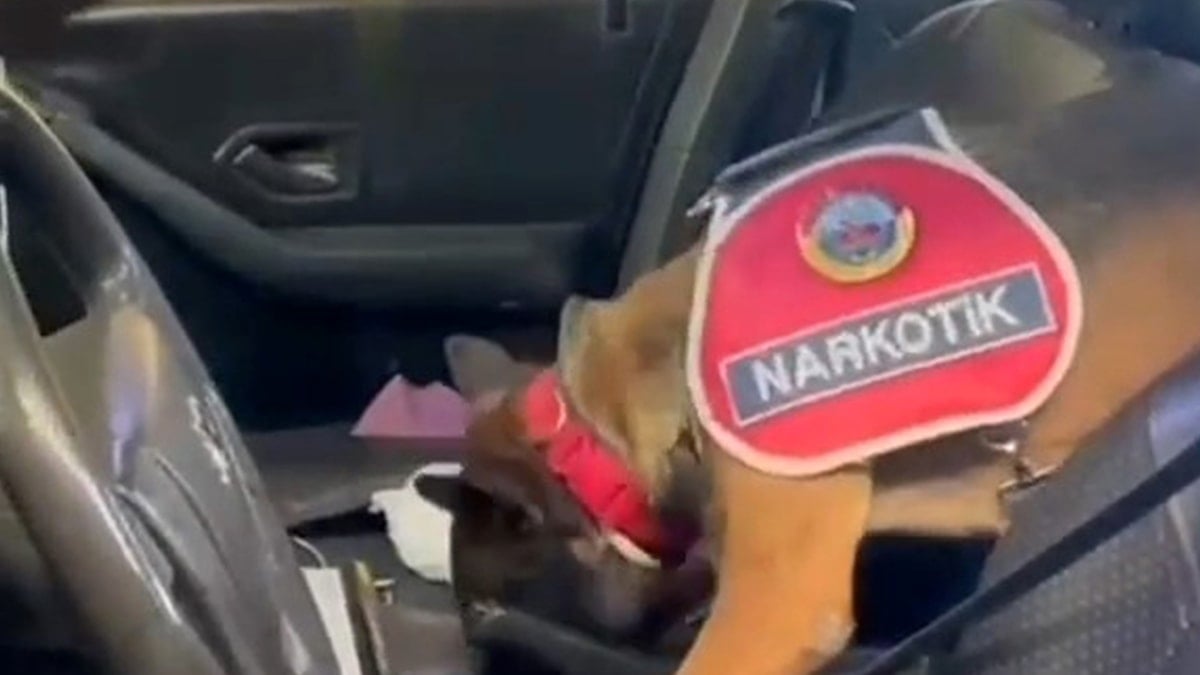 Antalya Serik’te otomobilin şaftına gizlenen 17 kilo metamfetamin ele geçirildi