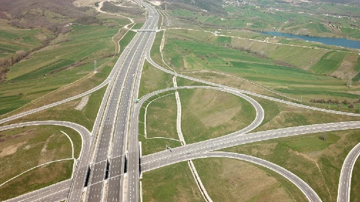 Dünyanın en uzun otoyolları belli oldu: İşte kıtaları birbirine bağlayan yollar