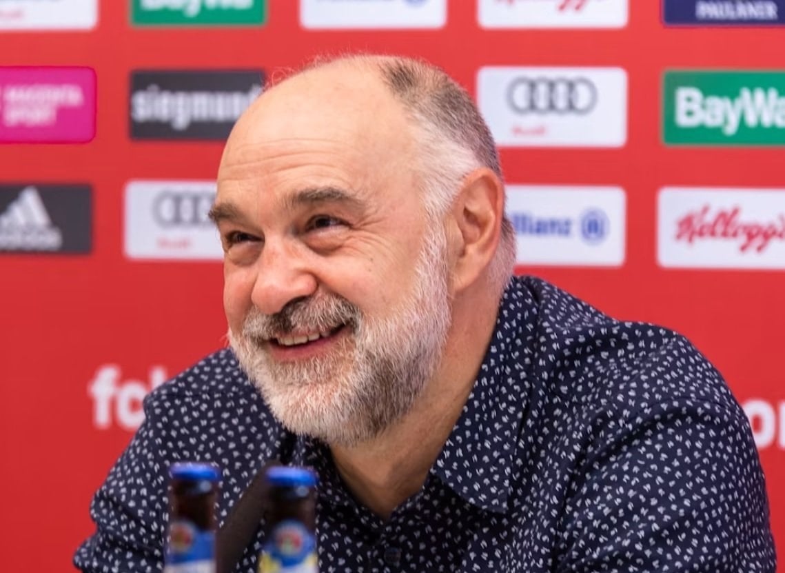 Anadolu Efes'te yeni antrenör belli oldu