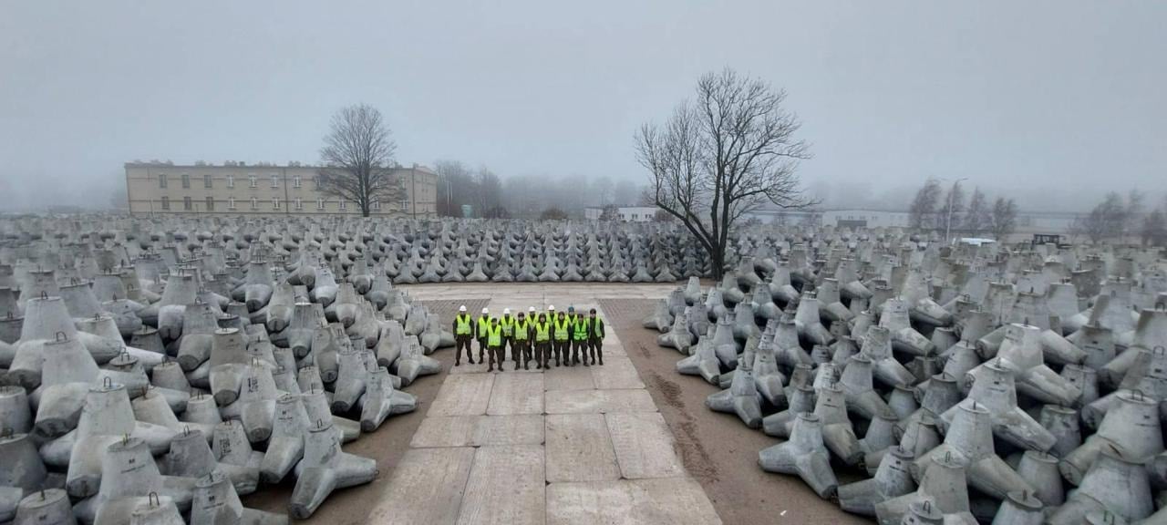 Avrupa savaşa hazırlanıyor: Sınır hattı boyunca yüzbinlerce siper dizildi