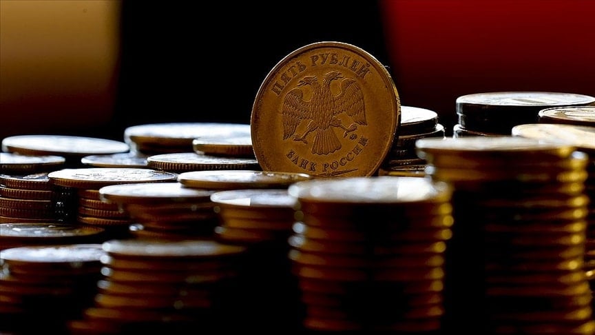 Rusya Merkez Bankası politika faizini 50 baz puan düşürdü