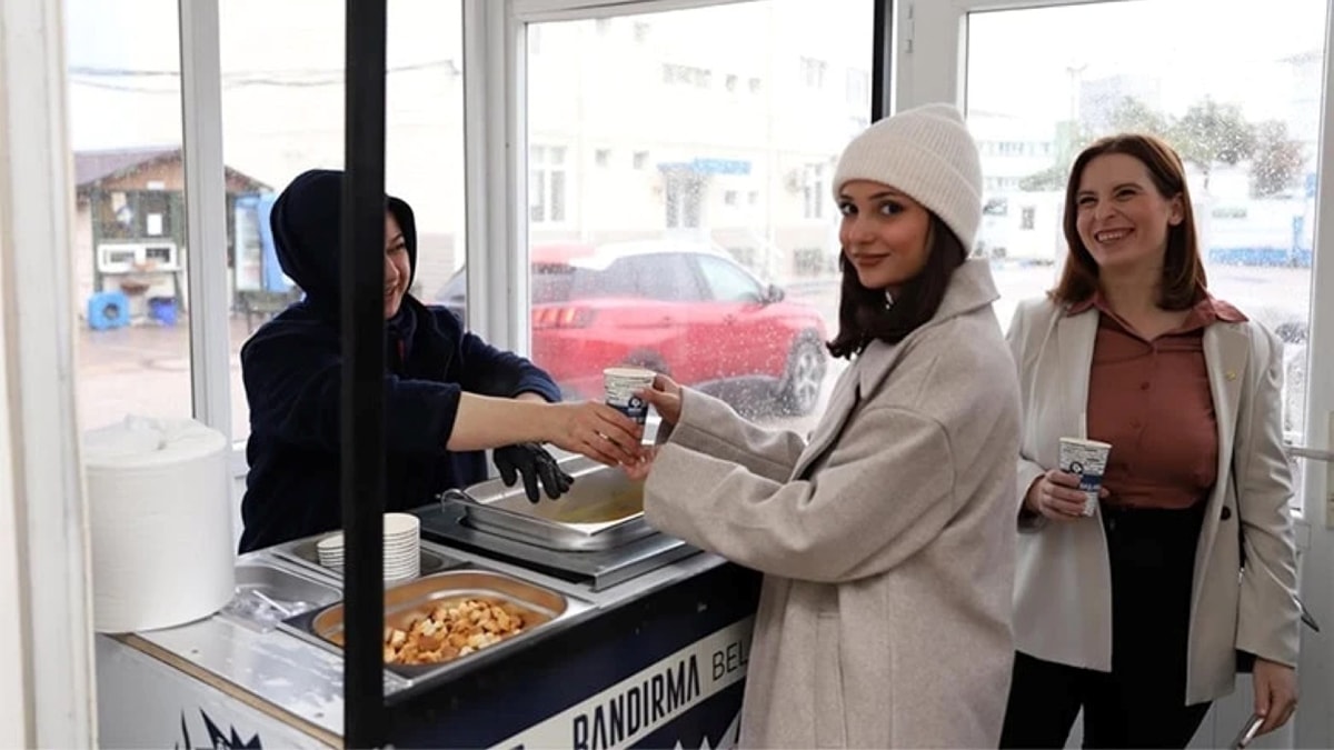 Öğrenciye bir tas çorbayı çok gördüler
