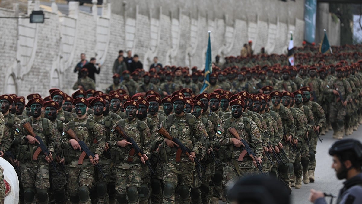 Süre daralıyor! 15 gün kaldı, 80 bin kişilik ordu operasyonun düğmesine basacak