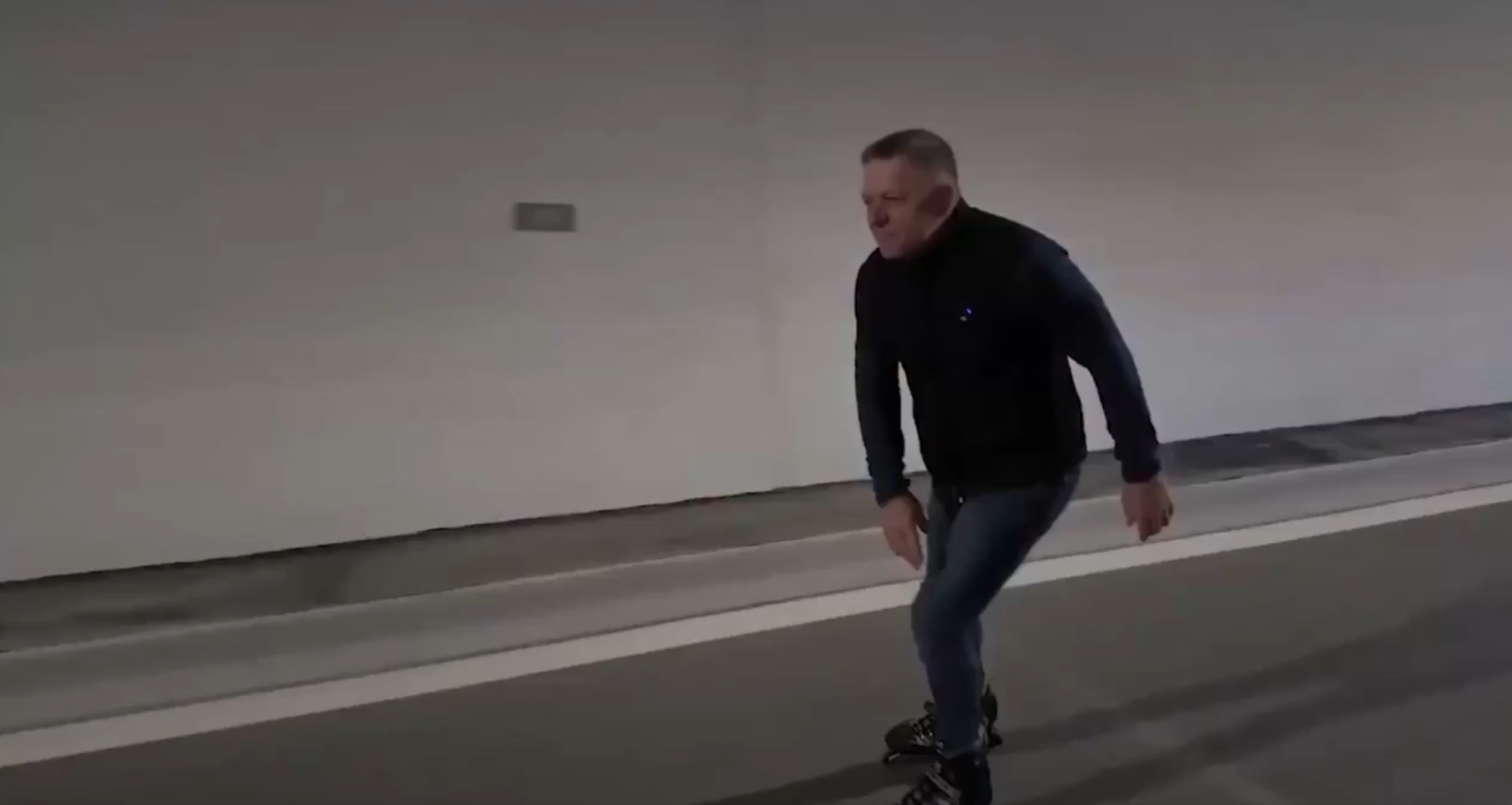 Başbakan, ülkenin en uzun tünelini kaya kaya açtı