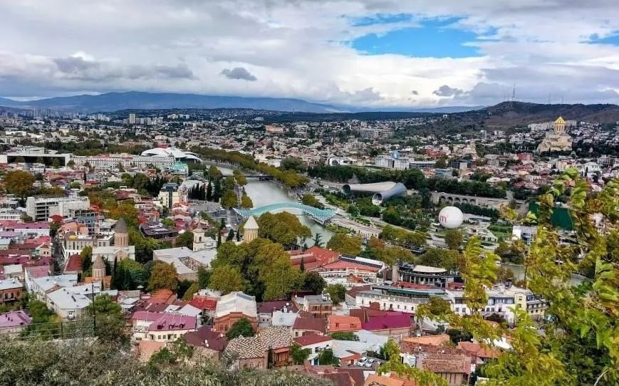 Kimliğinde doğum yeri bu şehirlerden biri yazan artık o ülkeye giremeyecek
