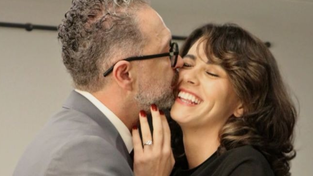 İbrahim Selim kendisinden 16 yaş küçük sevgilisiyle evleniyor