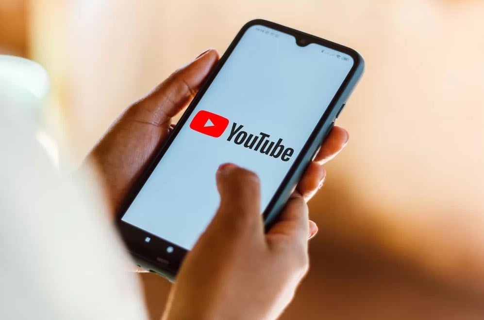 Tepki büyük! Youtube beyin çürüten videolar önermeye başladı