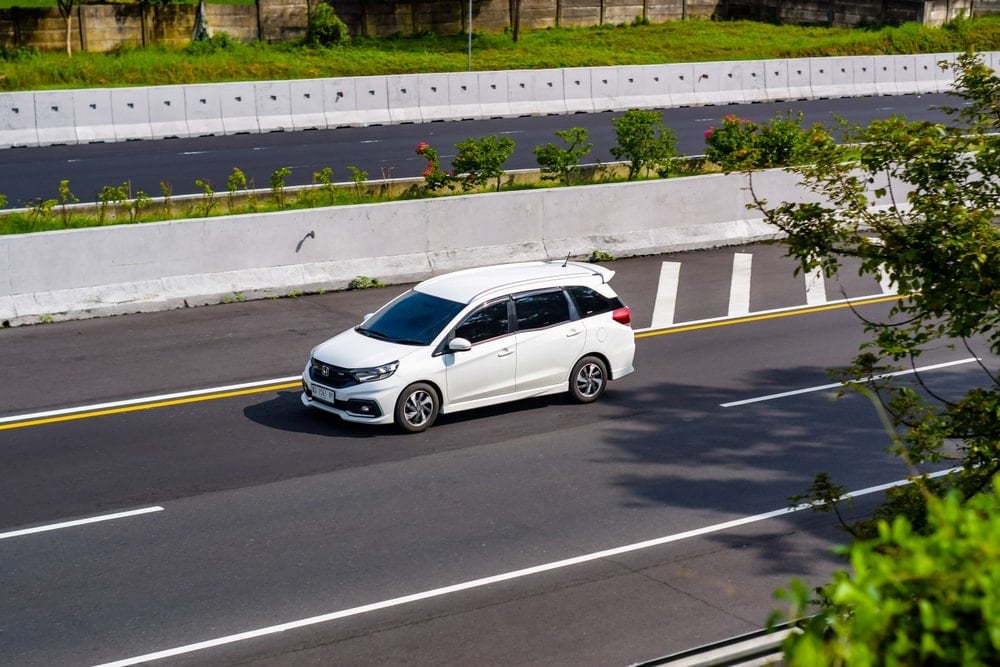 Otomobil devinden sektörü karıştıran karar! Üretimi durduruyor