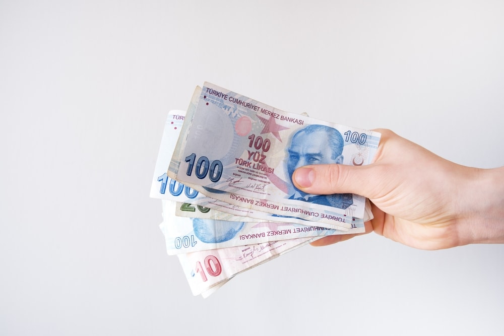 Ev sahipleri kiracıları böyle kandırıyor: O parayı sakın ödemeyin